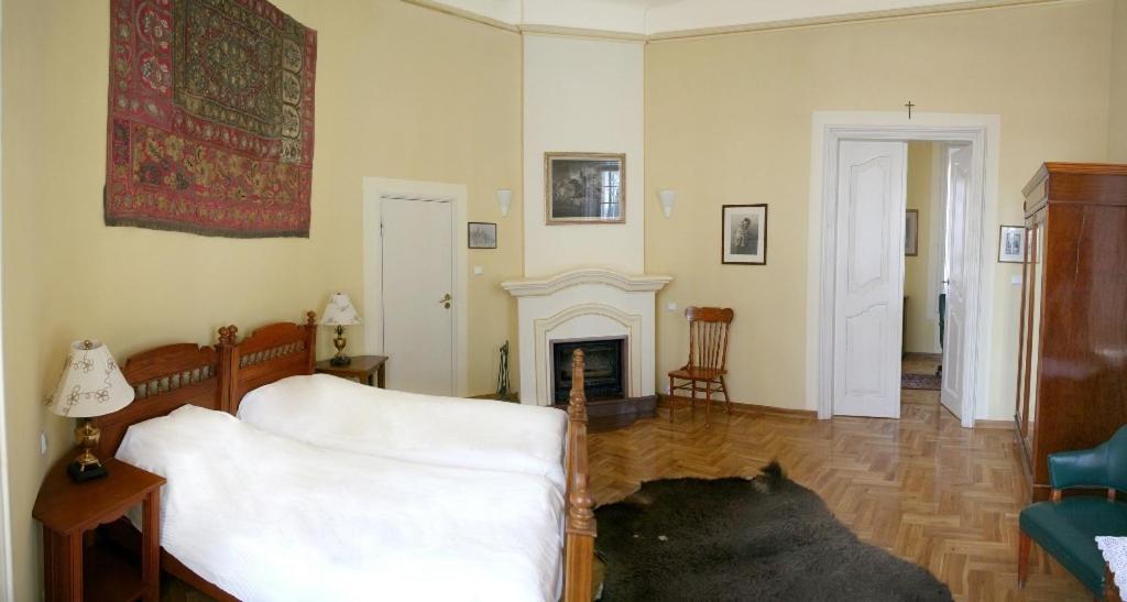 Palac Kurozweki Aparthotel Room photo